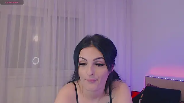 Snapshot of jesselines_ chatting on November 18, 2025, 7:40 pm jesselines online show from November 18, 2025, 7:40 pm