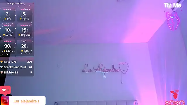 alee lenoxx online show from February 3, 2025, 7:07 am