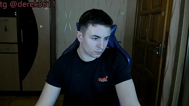 Snapshot of bigmark033 chatting on December 16, 2025, 1:27 pm bigmark033 online show from December 16, 2025, 1:27 pm