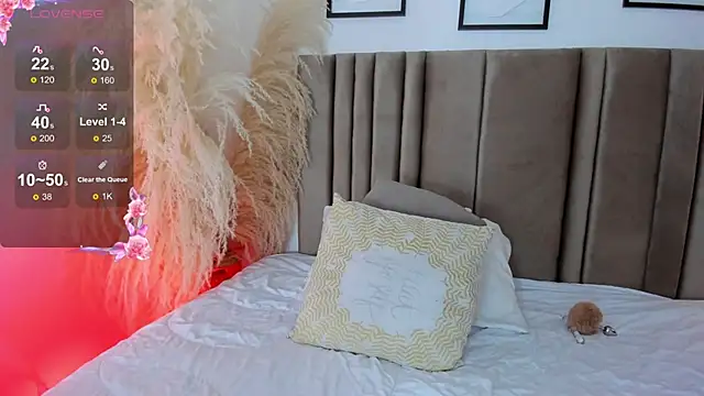 Snapshot of shann_a chatting on December 24, 2024, 5:44 pm shann a online show from December 24, 2024, 5:44 pm