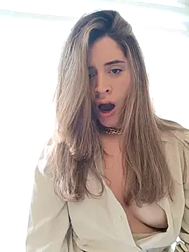 maliciaworld online show from March 8, 2025, 9:08 pm