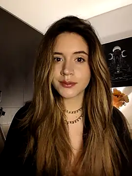 maliciaworld online show from October 9, 2025, 10:41 pm