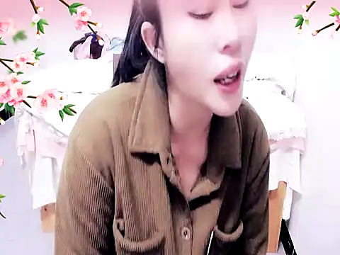 xiaoxuer online show from February 15, 2025, 4:58 am