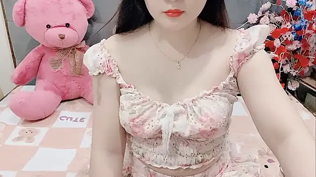 Funikio online show from December 3, 2025, 2:04 pm