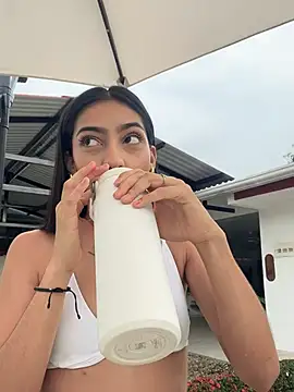 Ema azel online show from March 22, 2025, 1:30 pm