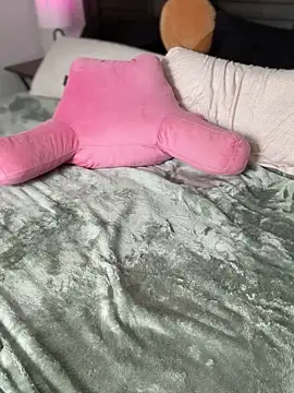 BrattyBae xo online show from September 20, 2025, 8:32 pm