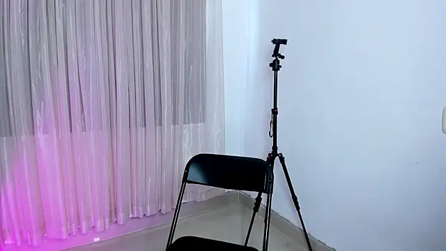 vale kross online show from April 11, 2026, 5:06 pm