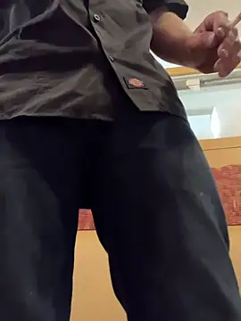 Snapshot of BIGWHITECOCKDOC36 chatting on January 2, 2025, 1:08 pm BIGWHITECOCKDOC36 online show from January 2, 2025, 1:08 pm