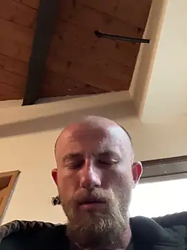 Snapshot of BIGWHITECOCKDOC36 chatting on January 7, 2025, 1:24 pm BIGWHITECOCKDOC36 online show from January 7, 2025, 1:24 pm