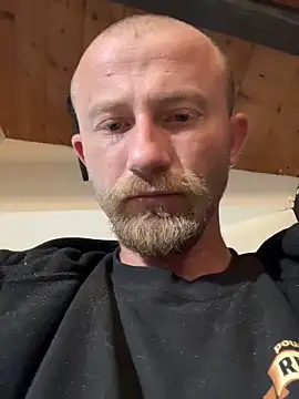 Snapshot of BIGWHITECOCKDOC36 chatting on February 5, 2025, 9:46 am BIGWHITECOCKDOC36 online show from February 5, 2025, 9:46 am