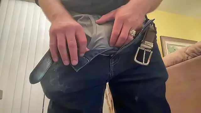 Snapshot of BIGWHITECOCKDOC36 chatting on September 25, 2025, 8:40 am BIGWHITECOCKDOC36 online show from September 25, 2025, 8:40 am