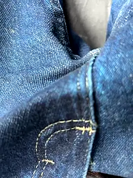 Snapshot of BIGWHITECOCKDOC36 chatting on October 8, 2025, 4:37 pm BIGWHITECOCKDOC36 online show from October 8, 2025, 4:37 pm