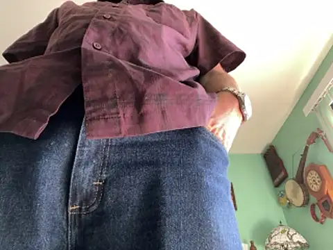 Snapshot of BIGWHITECOCKDOC36 chatting on November 2, 2025, 8:00 pm BIGWHITECOCKDOC36 online show from November 2, 2025, 8:00 pm