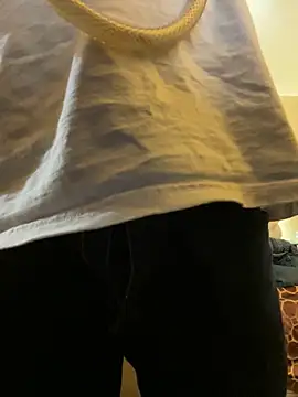 Snapshot of BIGWHITECOCKDOC36 chatting on November 9, 2025, 2:26 pm BIGWHITECOCKDOC36 online show from November 9, 2025, 2:26 pm