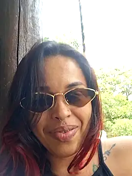 Snapshot of EvaaFoxxy1 chatting on May 5, 2026, 5:43 pm EvaaFoxxy1 online show from May 5, 2026, 5:43 pm