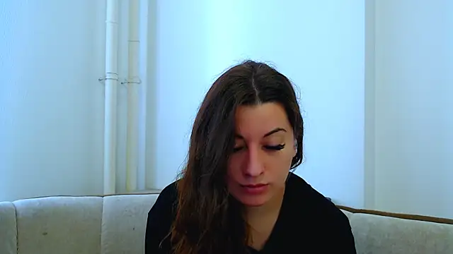 Helen Adams  online show from March 18, 2025, 6:36 am