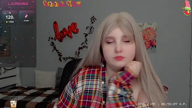 Crystal Chris online show from March 15, 2025, 4:57 am