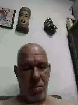 Snapshot of FabiQuilmes chatting on January 2, 2025, 12:45 am FabiQuilmes online show from January 2, 2025, 12:45 am