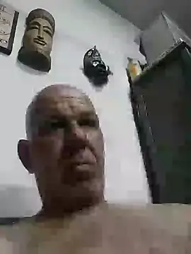 Snapshot of FabiQuilmes chatting on January 14, 2025, 12:11 am FabiQuilmes online show from January 14, 2025, 12:11 am