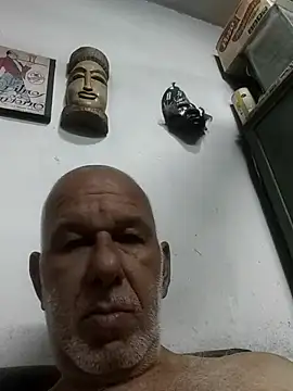 Snapshot of FabiQuilmes chatting on February 22, 2025, 1:00 am FabiQuilmes online show from February 22, 2025, 1:00 am