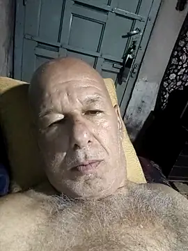 Snapshot of FabiQuilmes chatting on March 3, 2025, 11:56 pm FabiQuilmes online show from March 3, 2025, 11:56 pm