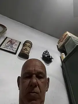 Snapshot of FabiQuilmes chatting on October 5, 2025, 3:32 pm FabiQuilmes online show from October 5, 2025, 3:32 pm