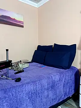 Fantasy1976 online show from October 17, 2025, 4:20 pm