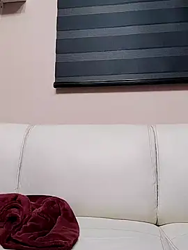 Snapshot of StripArt_ chatting on December 19, 2024, 5:07 am StripArt online show from December 19, 2024, 5:07 am