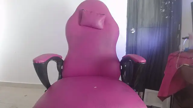 barbara anal squirt  online show from November 5, 2025, 3:56 pm