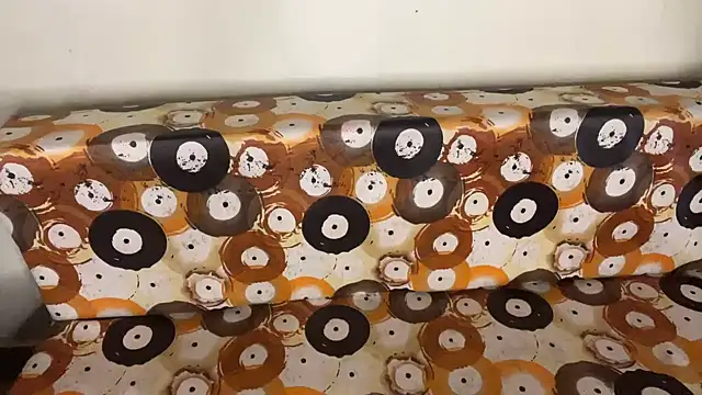 shuhana  online show from November 10, 2025, 12:53 am