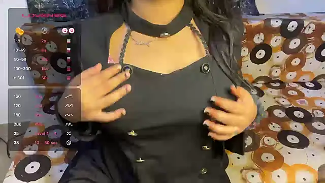 Snapshot of shuhana_ chatting on May 28, 2026, 4:43 am shuhana online show from May 28, 2026, 4:43 am