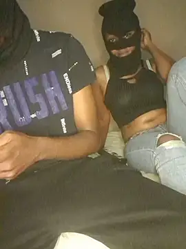 Gifttheskimaskboy online show from November 18, 2025, 8:35 pm