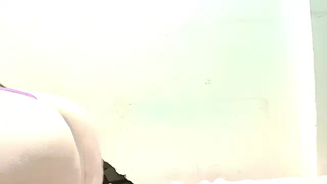 Zoe Curvy online show from April 27, 2026, 11:30 am