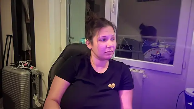 minette-sexy online show from December 1, 2025, 5:29 pm