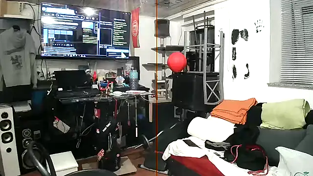Snapshot of lukasdie chatting on May 19, 2026, 9:21 pm lukasdie online show from May 19, 2026, 9:21 pm