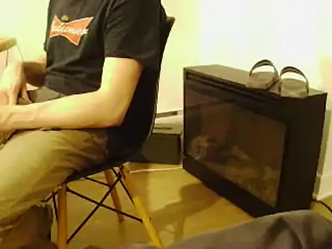 L0cKyseven77 online show from February 10, 2025, 12:41 am