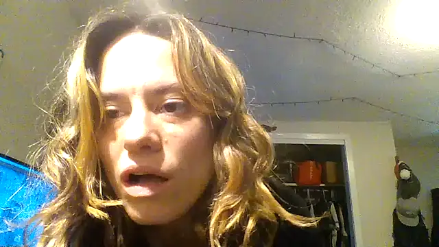 hersavageno online show from April 29, 2026, 5:44 am