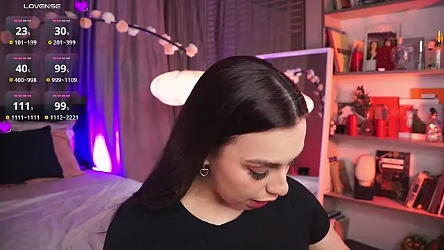 LunaNight online show from February 21, 2025, 3:45 am