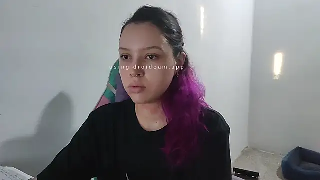 WandaDoll online show from November 5, 2025, 11:32 am