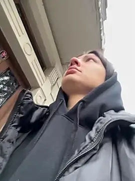 Snapshot of BabeRainbow chatting on December 8, 2024, 9:24 am BabeRainbow online show from December 8, 2024, 9:24 am