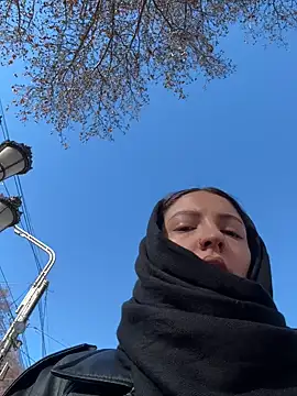 Snapshot of BabeRainbow chatting on January 3, 2025, 9:25 am BabeRainbow online show from January 3, 2025, 9:25 am