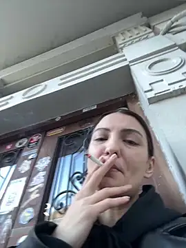 Snapshot of BabeRainbow chatting on January 3, 2025, 12:30 pm BabeRainbow online show from January 3, 2025, 12:30 pm