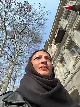 Snapshot of BabeRainbow chatting on February 7, 2025, 8:55 am BabeRainbow online show from February 7, 2025, 8:55 am