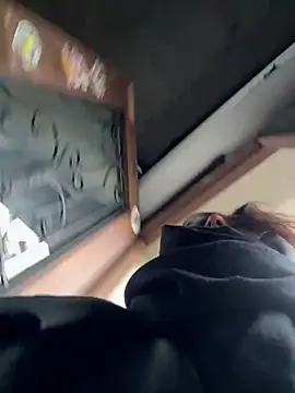 Snapshot of BabeRainbow chatting on February 8, 2025, 9:13 am BabeRainbow online show from February 8, 2025, 9:13 am