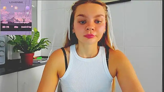 Molly sweetie online show from July 16, 2026, 6:41 am