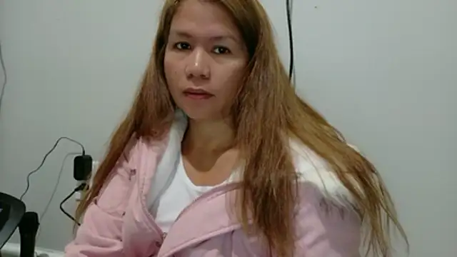 XLennaMX online show from February 3, 2026, 2:53 am