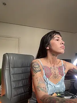 Nikatsu online show from October 31, 2025, 12:17 pm