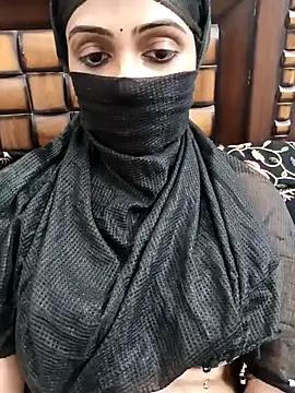 Yours-Bebo online show from January 8, 2025, 4:00 pm