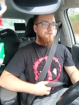 Snapshot of Sweet_bear69 chatting on September 23, 2025, 1:14 pm Sweet bear69 online show from September 23, 2025, 1:14 pm