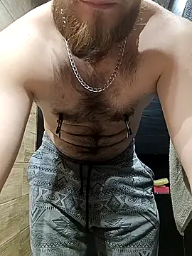 Snapshot of Sweet_bear69 chatting on December 17, 2025, 8:26 pm Sweet bear69 online show from December 17, 2025, 8:26 pm